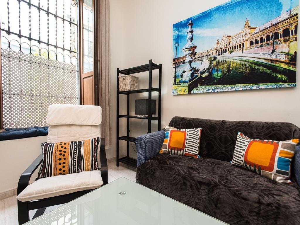 Divi Apartments Valvanera Sevilla Bagian luar foto